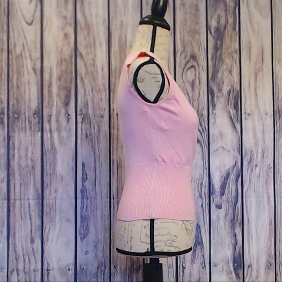 Tangenis Top in Womens - Picture 2 of 8